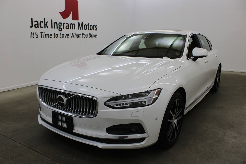Used 2023 Volvo S90 B6 Ultimate w/ Protection Package Premier image 2