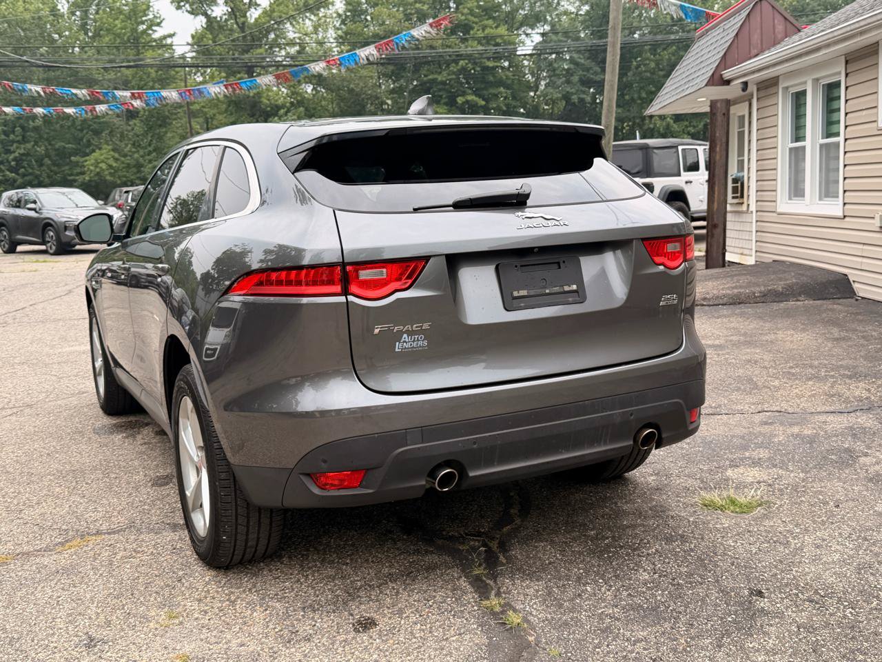 Used 2019 Jaguar F-PACE Premium AWD/4WD image 5