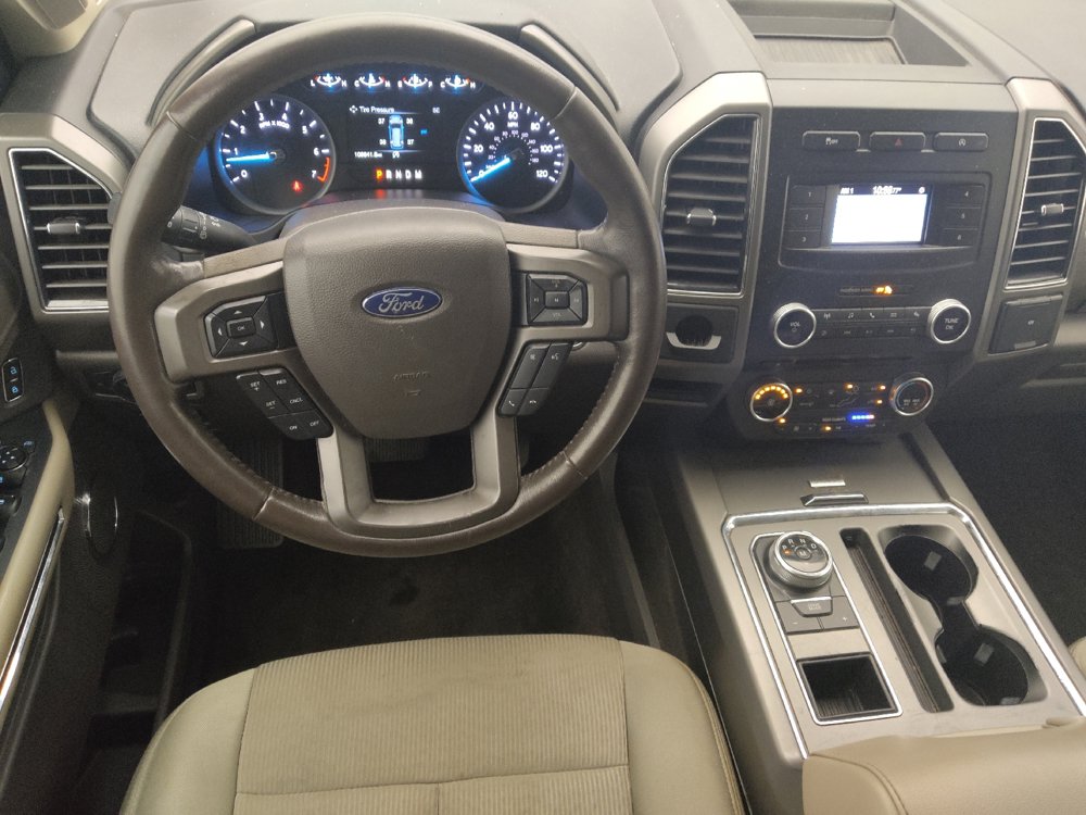 Used 2018 Ford Expedition Max XLT w/ Cargo Package RWD image 22