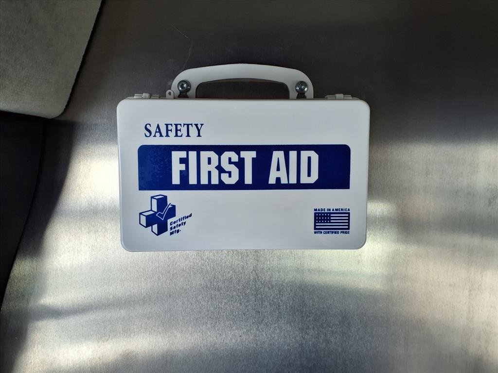 Used 2024 RAM ProMaster 3500 w/ Delivery Van Package image 27