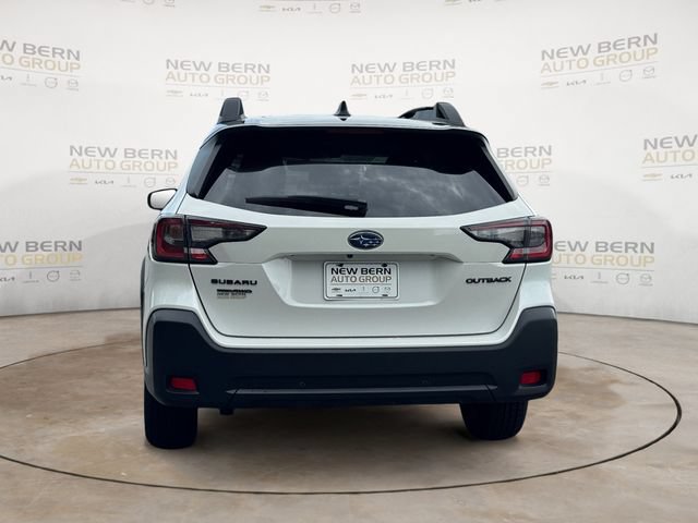 Used 2024 Subaru Outback Onyx Edition AWD/4WD image 4