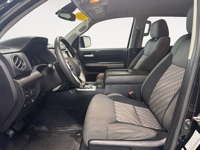 Used 2020 Toyota Tundra SR5 w/ SR5 Convenience Package AWD/4WD image 7
