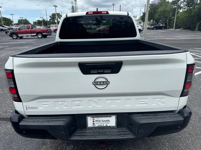 Used 2022 Nissan Frontier S w/ Technology Package RWD image 5