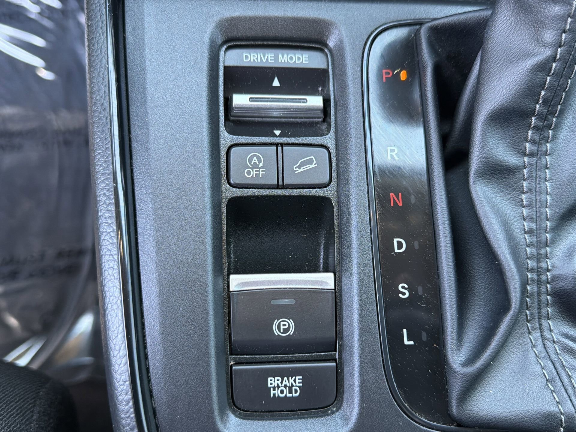 Used 2025 Honda CR-V EX image 11