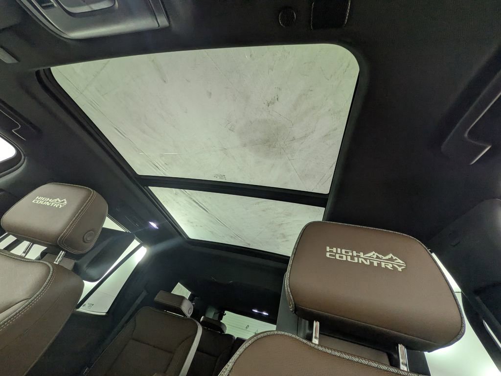 Certified 2024 Chevrolet Tahoe High Country w/ Advanced Technology Package image 36