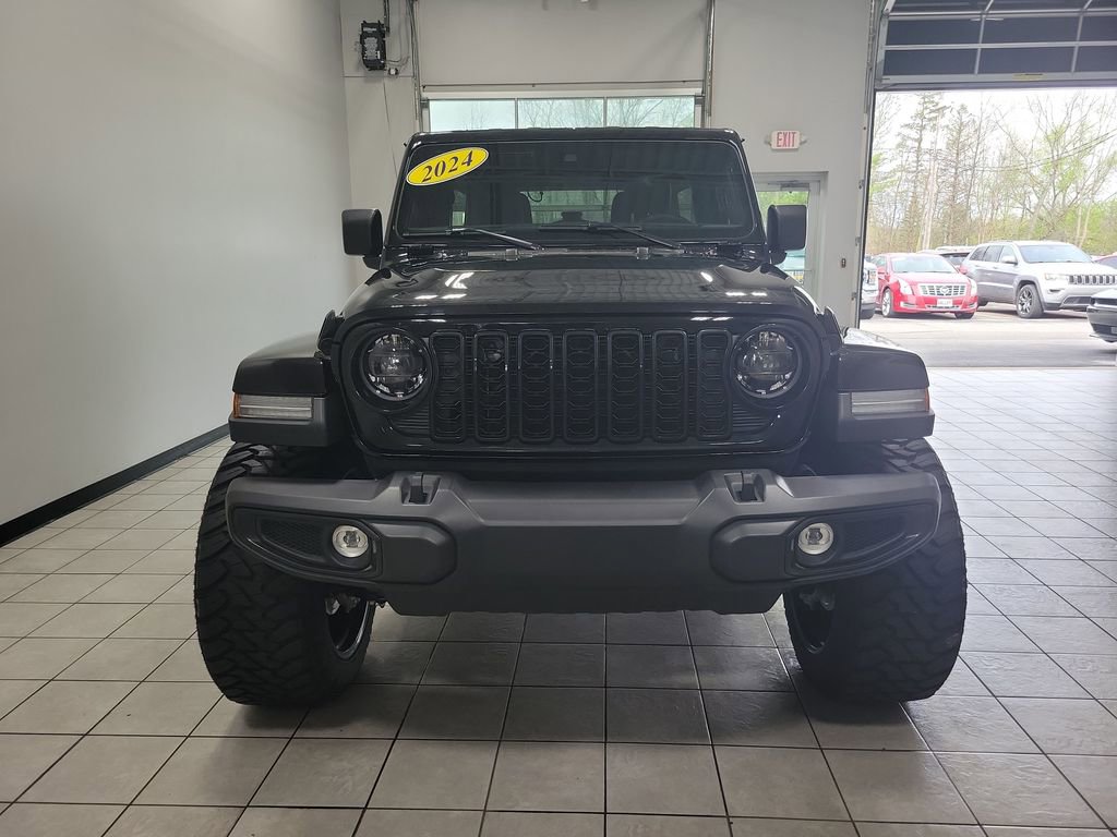 Used 2024 Jeep Wrangler Sahara w/ Safety Group image 2