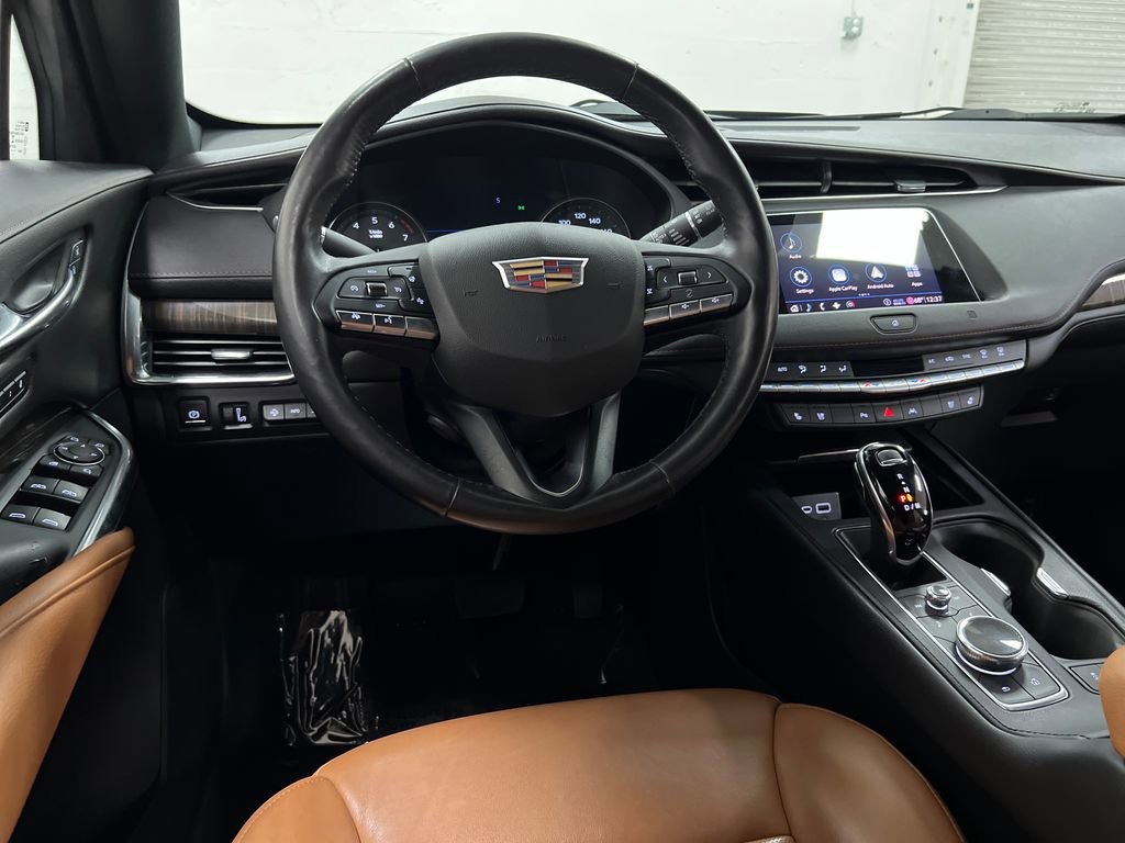 Used 2020 Cadillac XT4 Premium Luxury FWD image 15