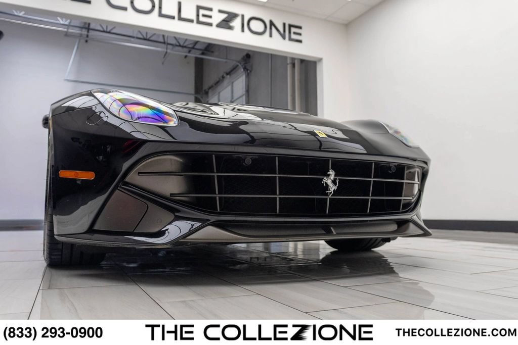Used 2014 Ferrari F12 Berlinetta RWD image 9