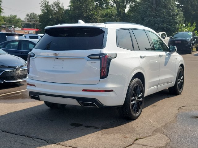 Certified 2024 Cadillac XT6 Sport w/ Technology Package AWD/4WD image 2