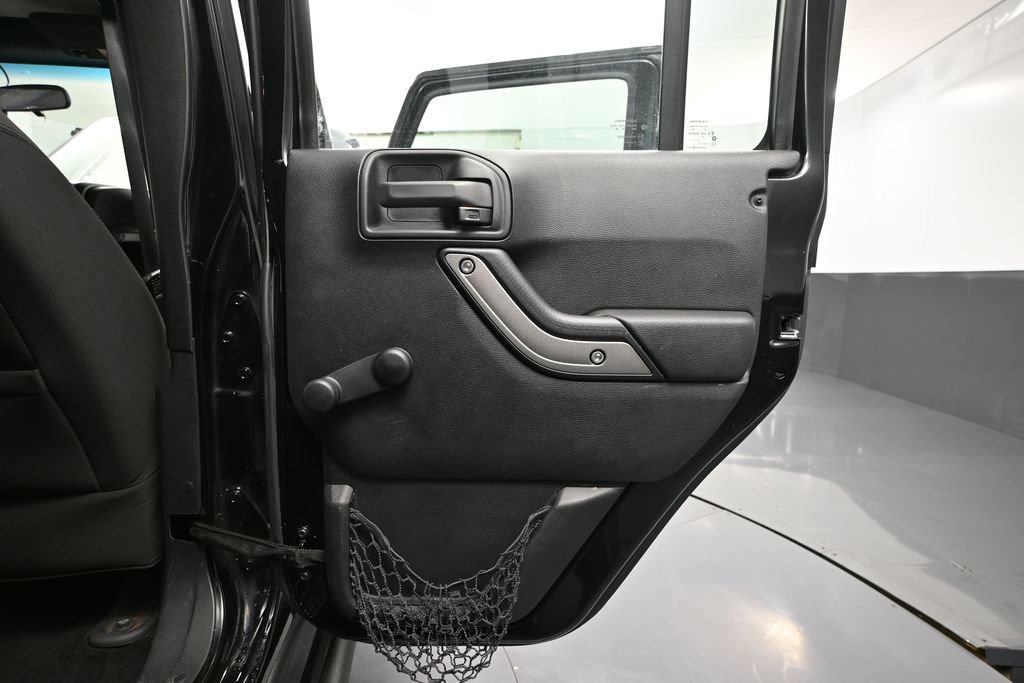 Used 2016 Jeep Wrangler Unlimited Sport AWD/4WD image 30