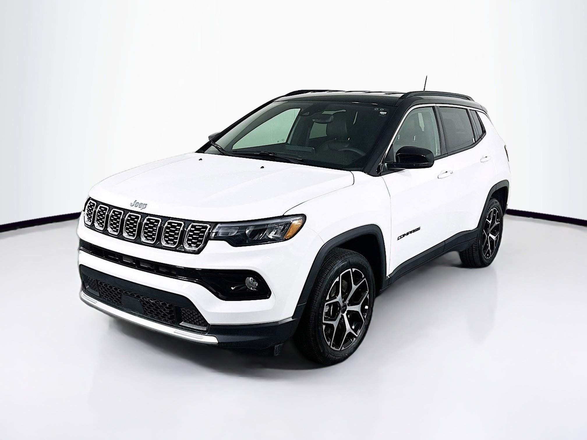 Used 2025 Jeep Compass Limited image 3
