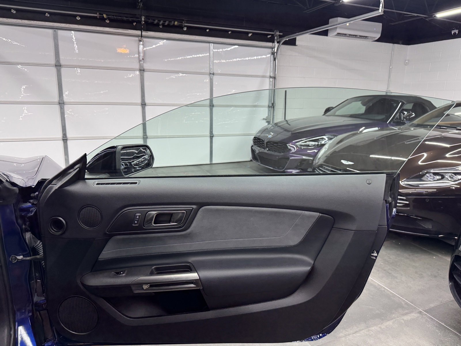 Used 2019 Ford Mustang Shelby GT350 w/ Technology Package image 26