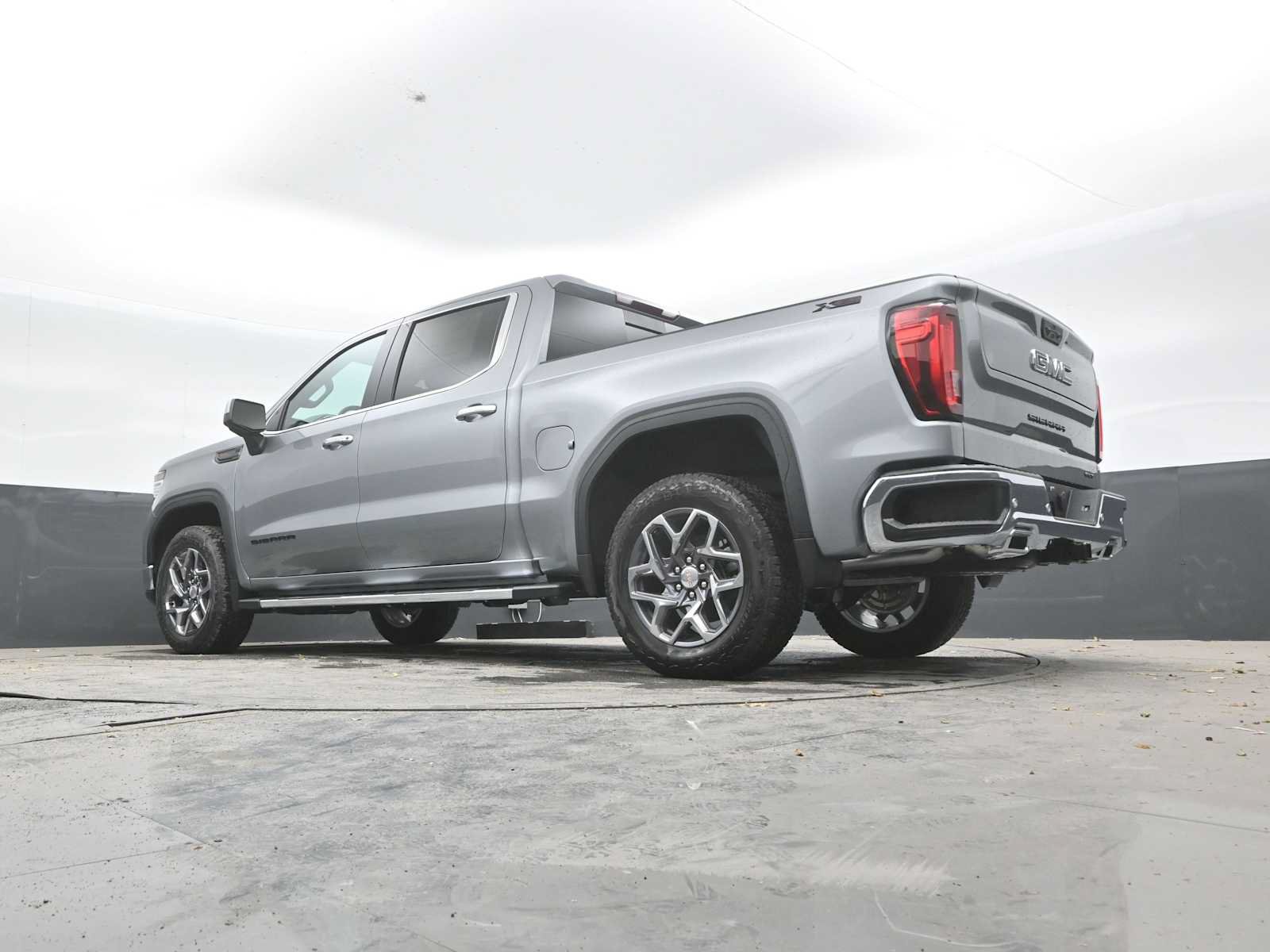 New 2026 GMC Sierra 1500 SLT w/ SLT Premium Package AWD/4WD image 22