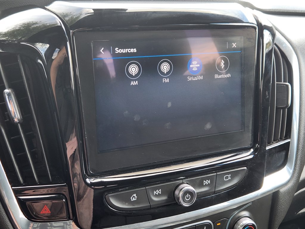 Used 2023 Chevrolet Traverse LT AWD/4WD image 8