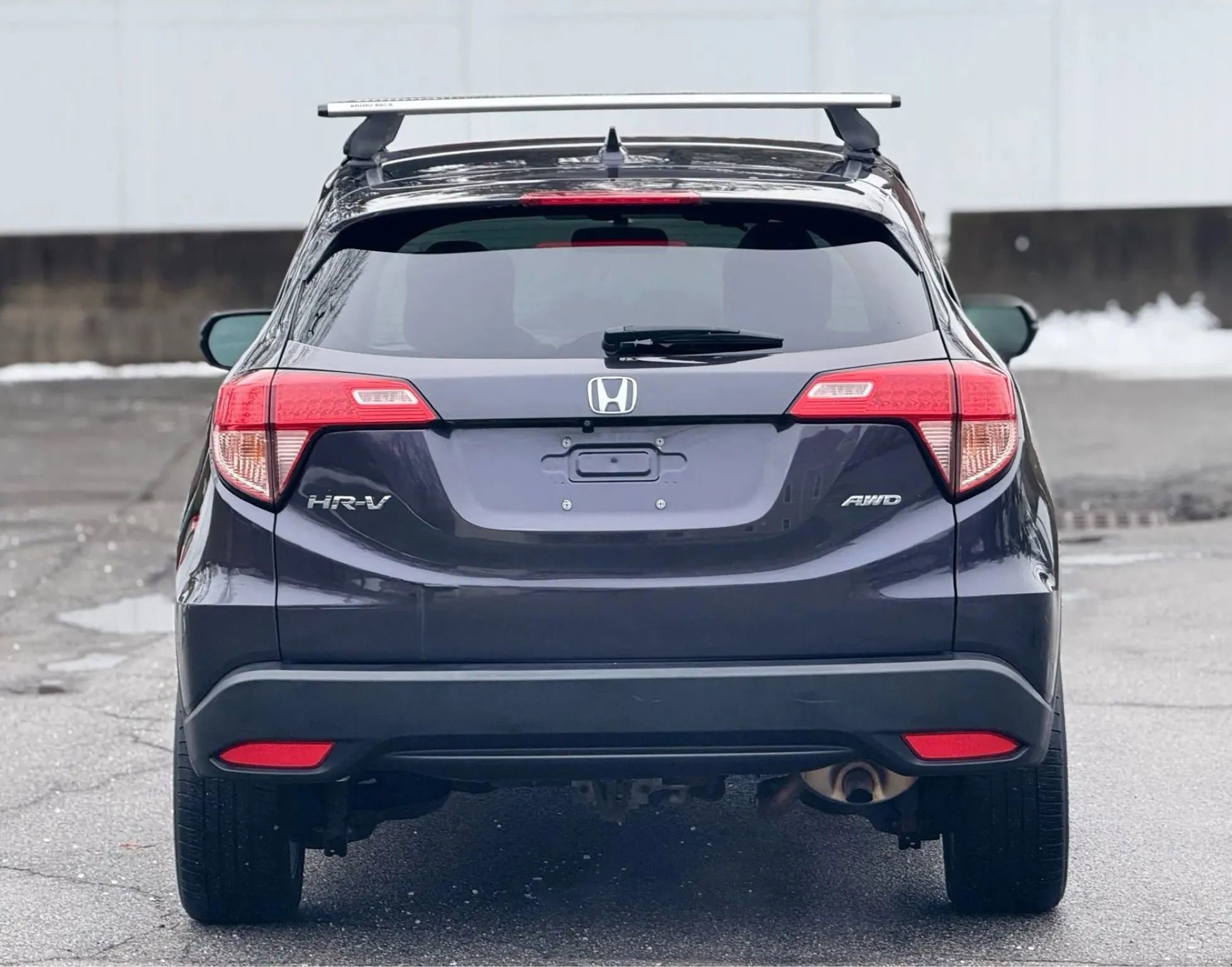 Used 2017 Honda HR-V EX image 6