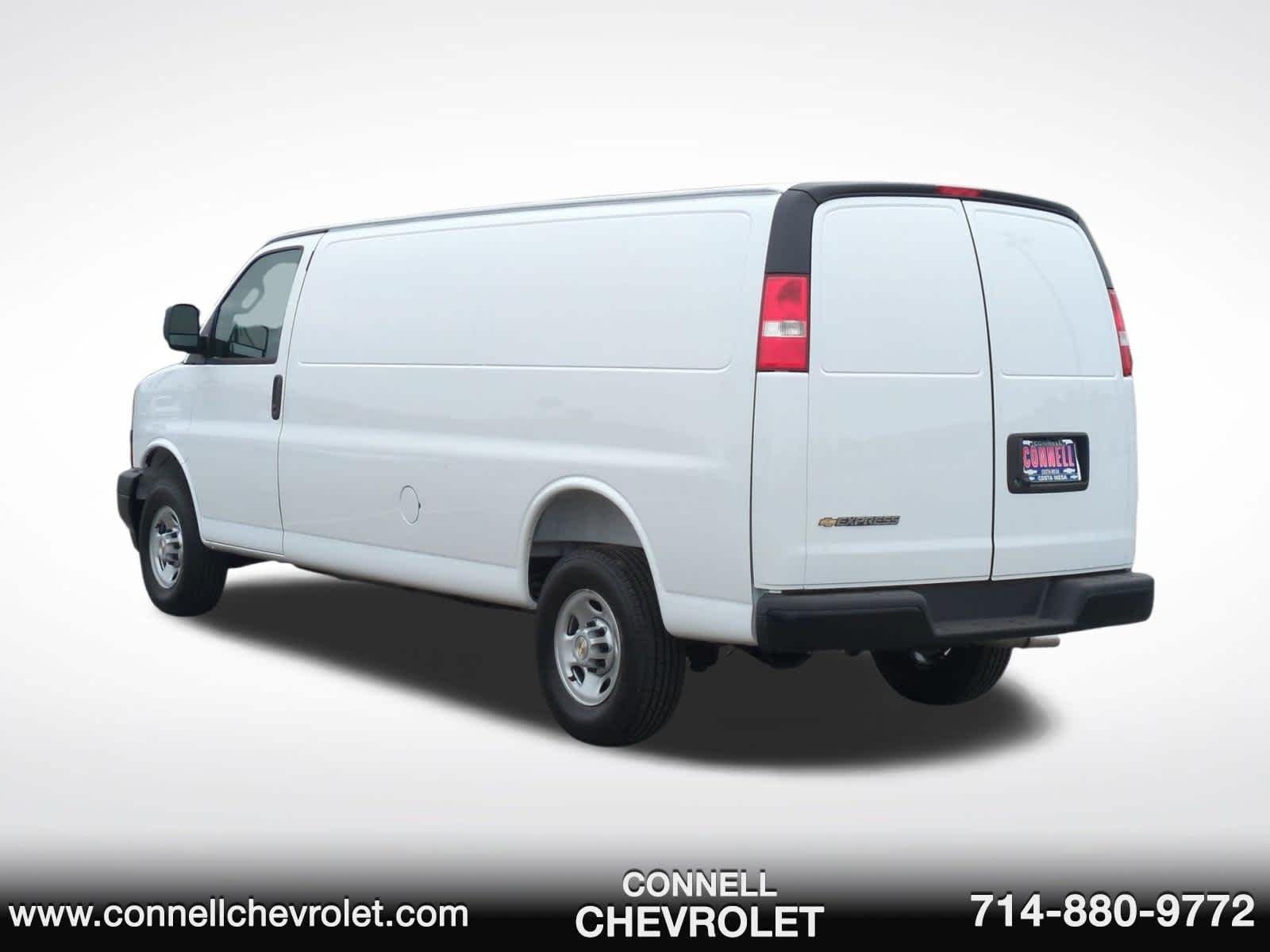New 2026 Chevrolet Express 2500 Extended RWD image 7