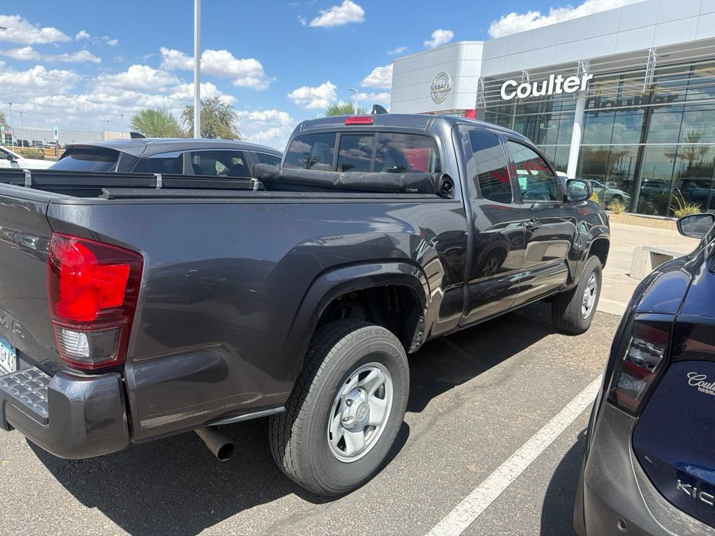 Used 2023 Toyota Tacoma SR w/ SR Convenience Package RWD image 4