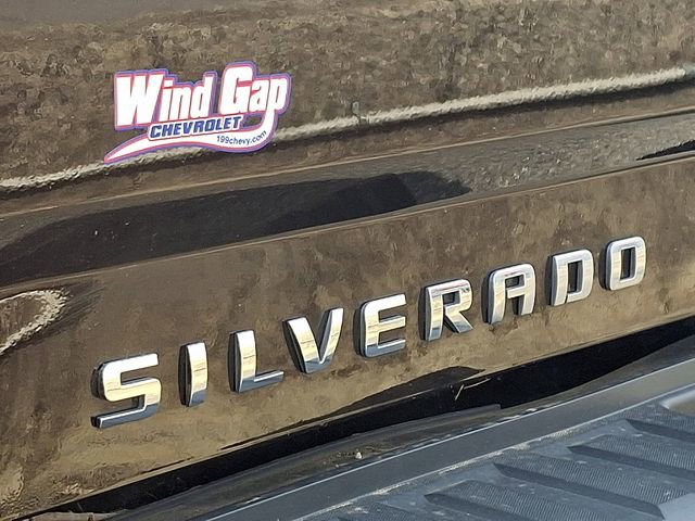 Used 2018 Chevrolet Silverado 1500 LT w/ All Star Edition image 29