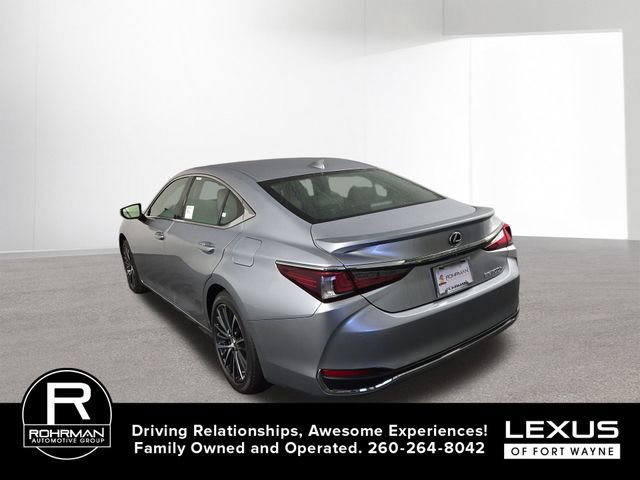 New 2025 Lexus ES 300h w/ Premium Package image 10