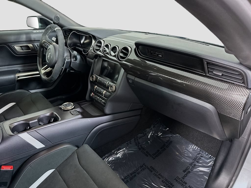 Used 2020 Ford Mustang Shelby GT500 w/ Technology Package RWD image 28