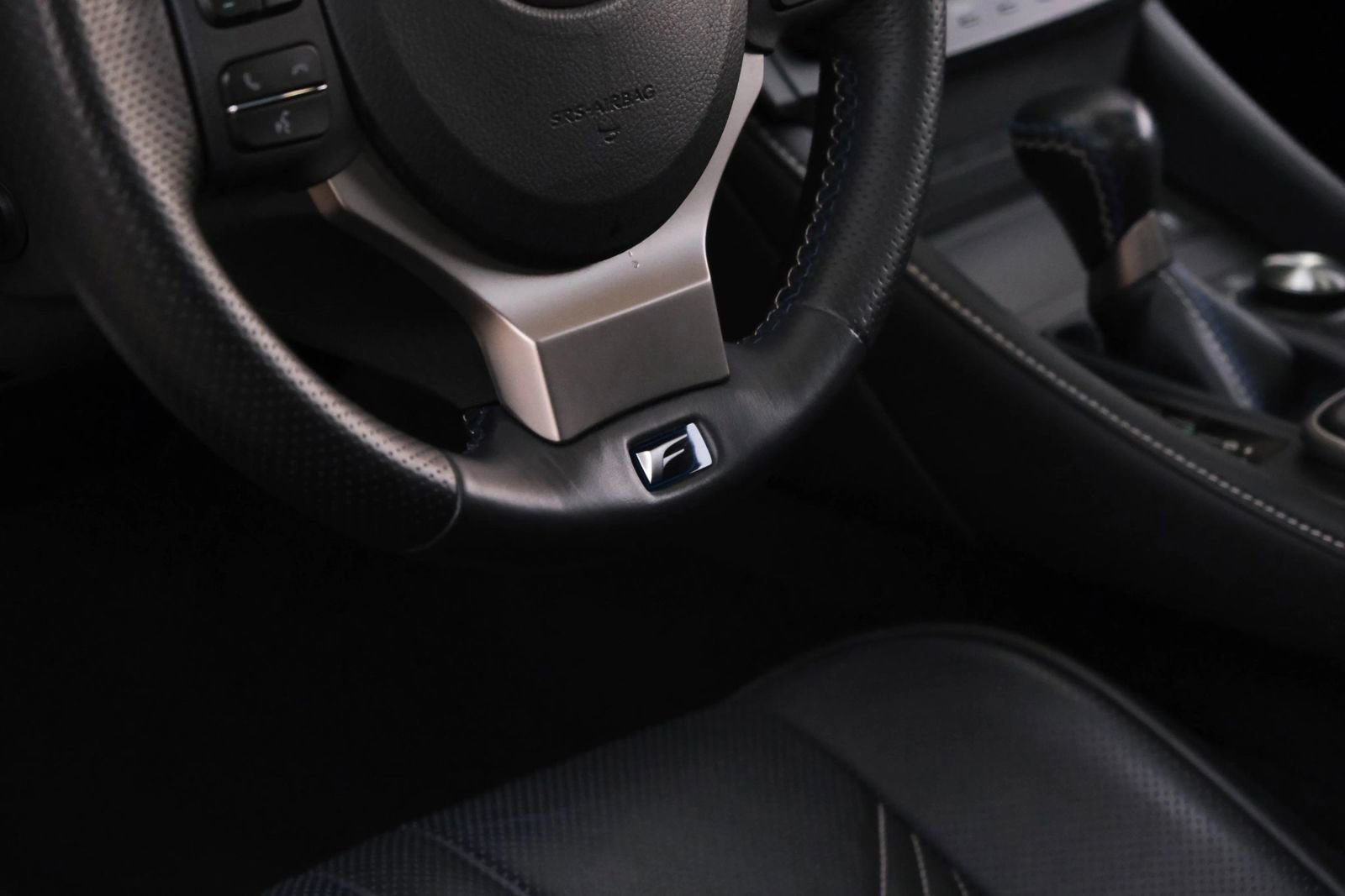 Used 2015 Lexus RC F image 21