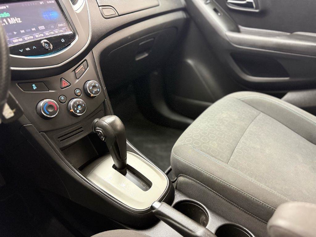 Used 2015 Chevrolet Trax LS w/ LPO, Protection Package AWD/4WD image 18