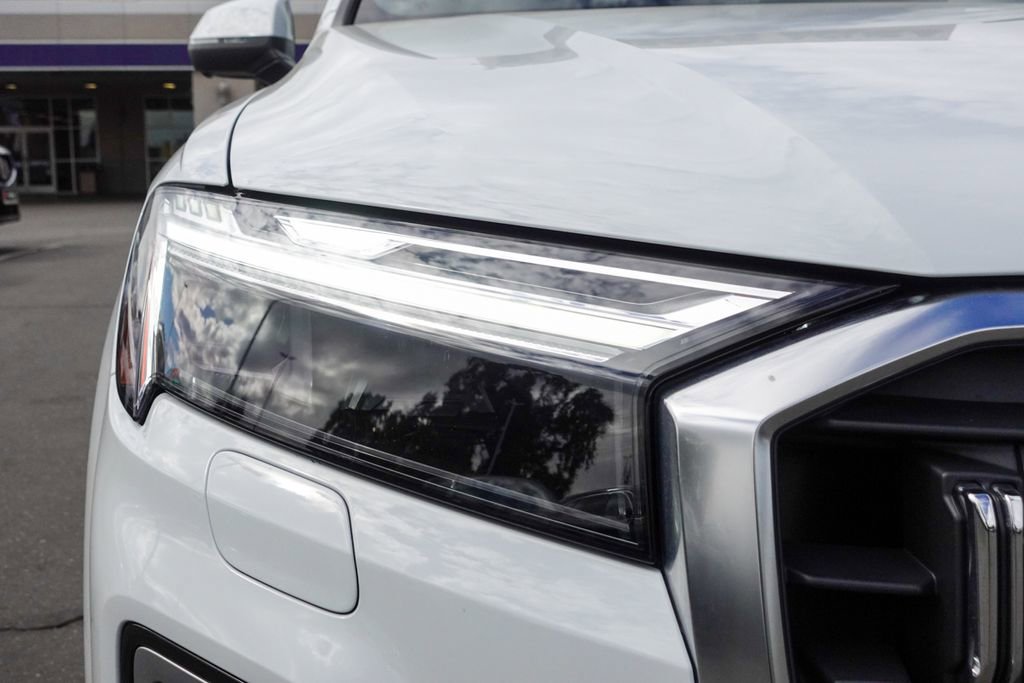 New 2025 Audi Q7 3.0T Premium Plus image 4