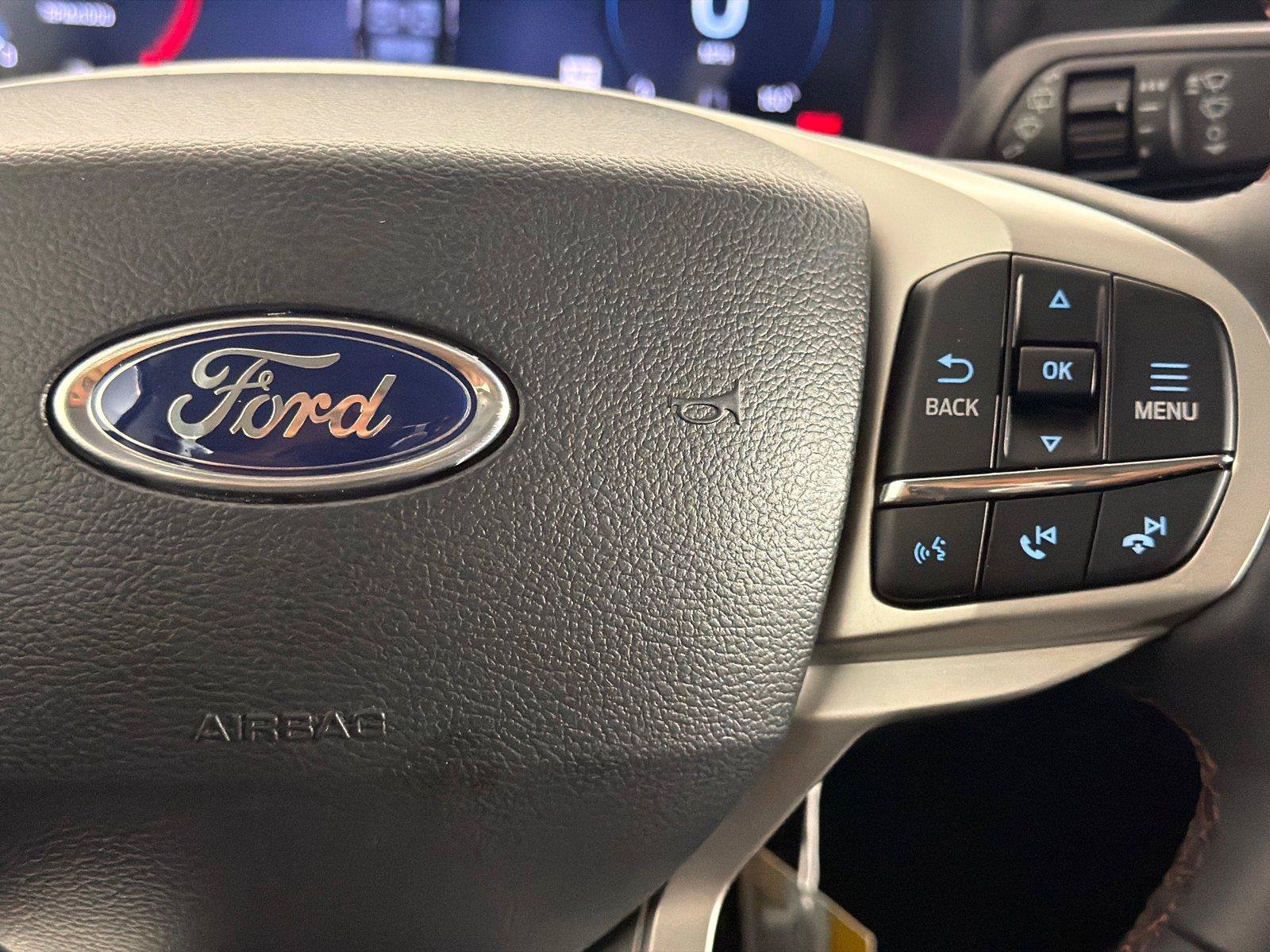 Used 2026 Ford Explorer Active RWD image 28