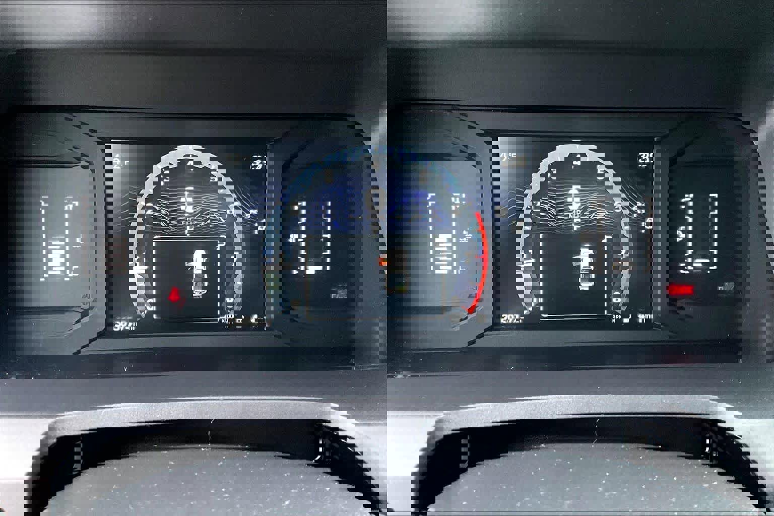 Certified 2025 Toyota Tacoma SR5 image 24