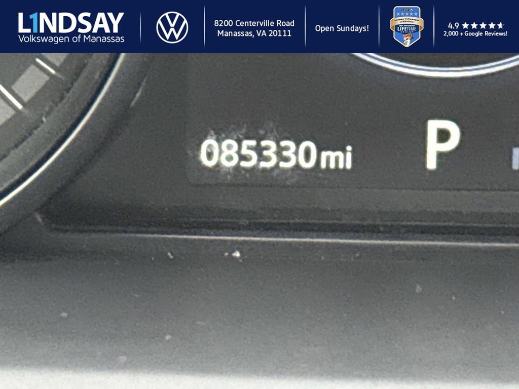 Used 2017 Land Rover Discovery HSE image 24