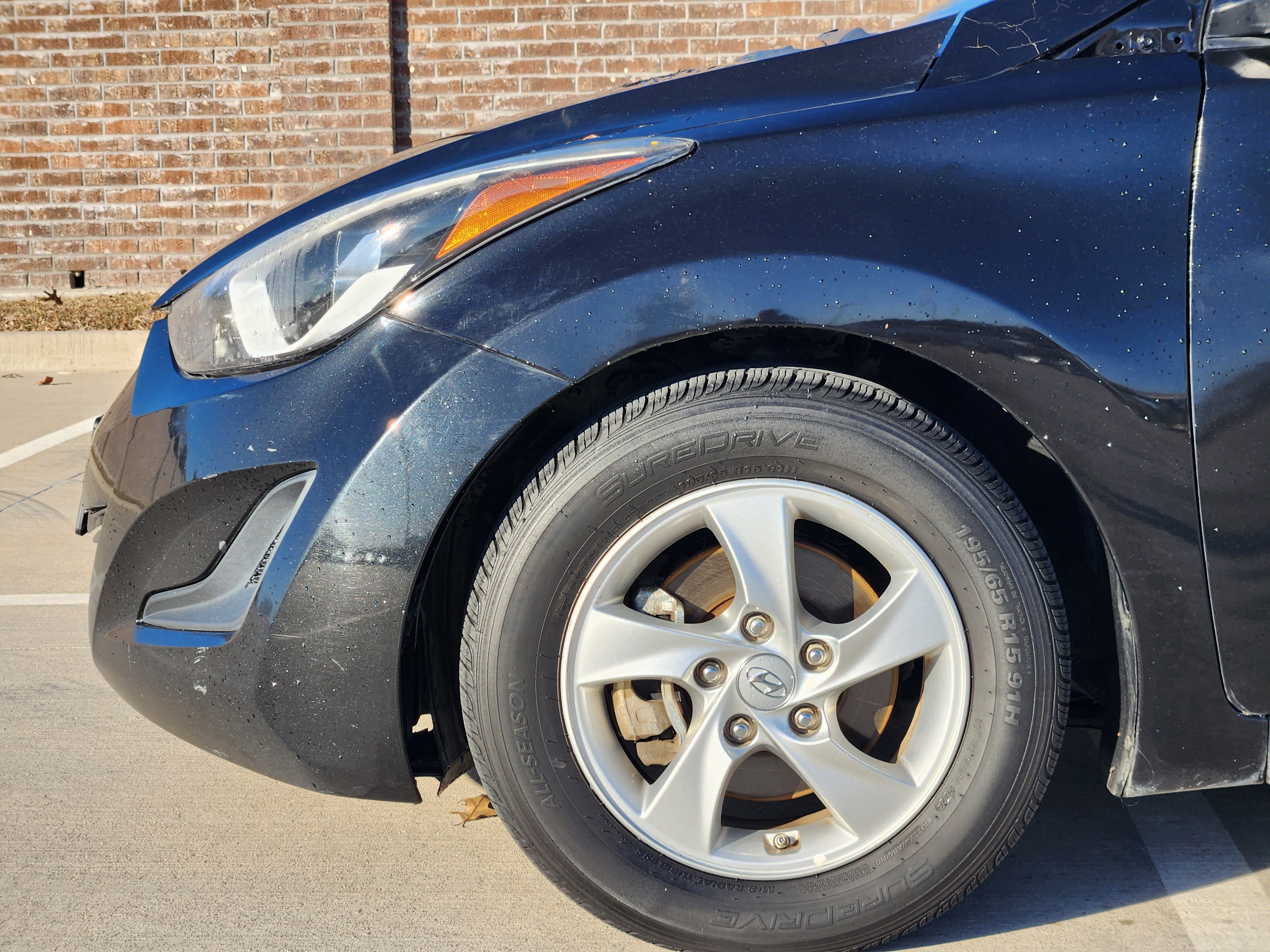 Used 2015 Hyundai Elantra SE image 10