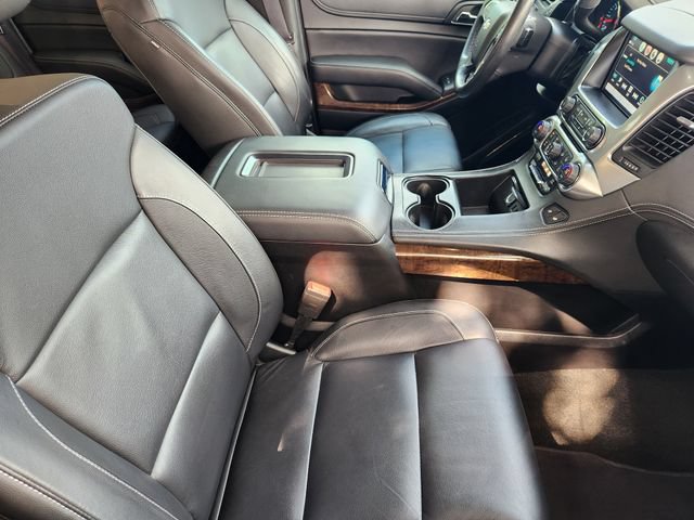 Used 2018 Chevrolet Tahoe LT w/ LT Signature Package AWD/4WD image 19