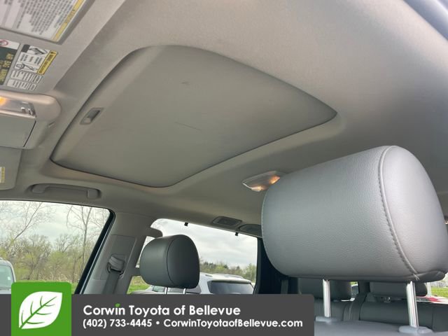 Used 2017 Toyota Sequoia Limited w/ Safety & Convenience Package image 24