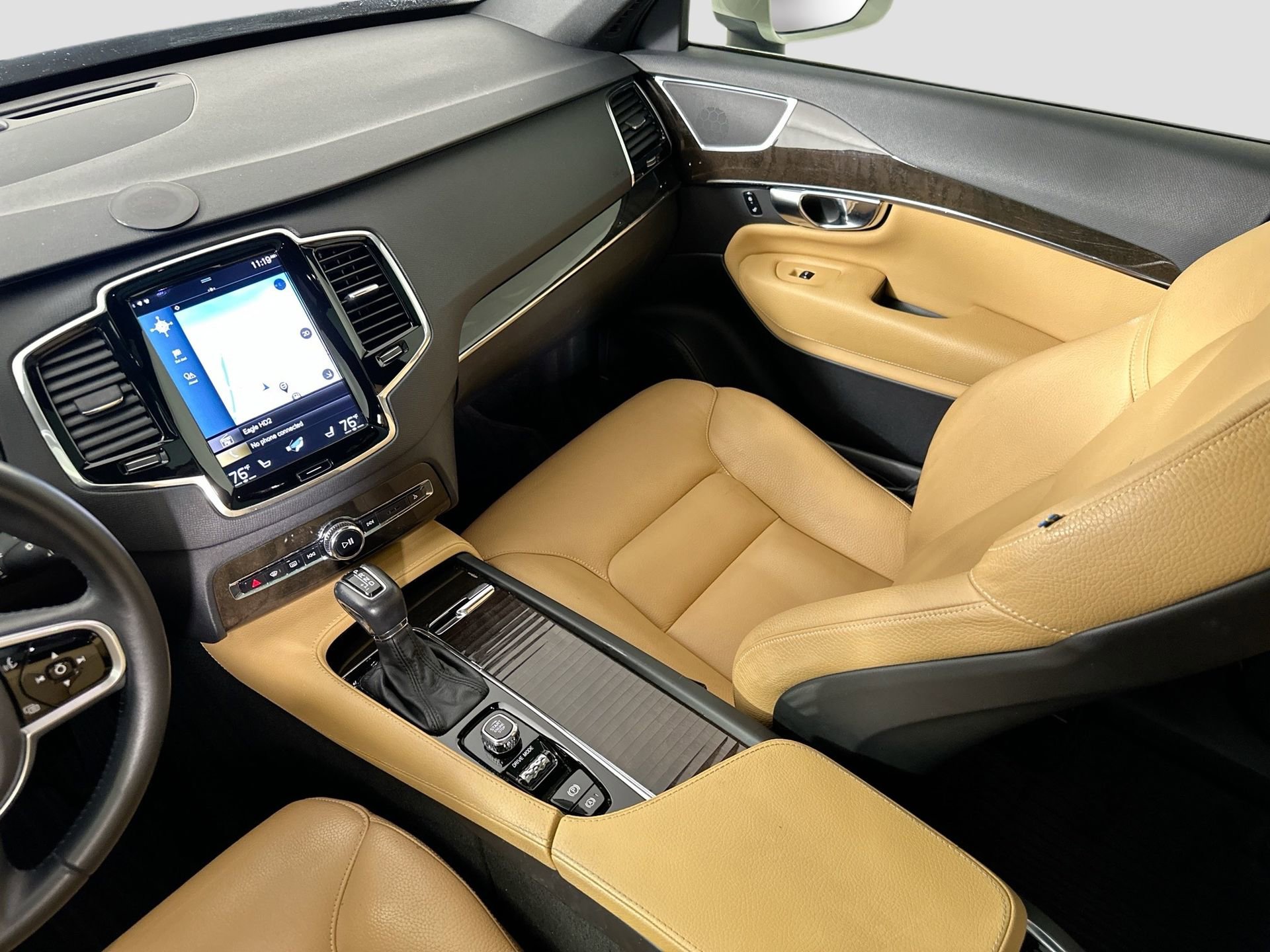 Used 2018 Volvo XC90 T6 Momentum w/ Convenience Package image 24