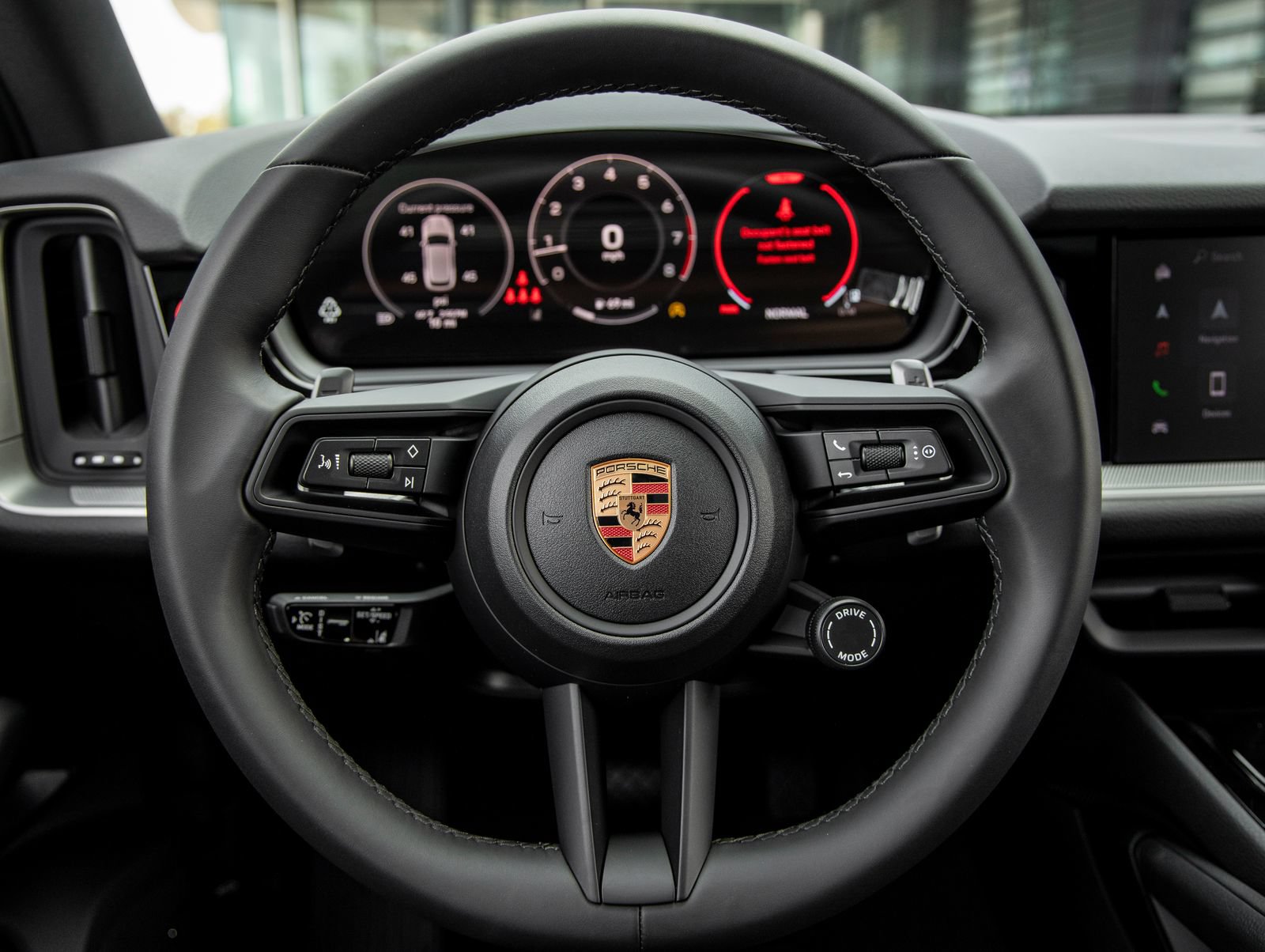 Certified 2026 Porsche Cayenne AWD/4WD image 28