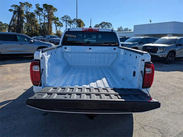 New 2026 GMC Canyon Elevation w/ Convenience Package image 13