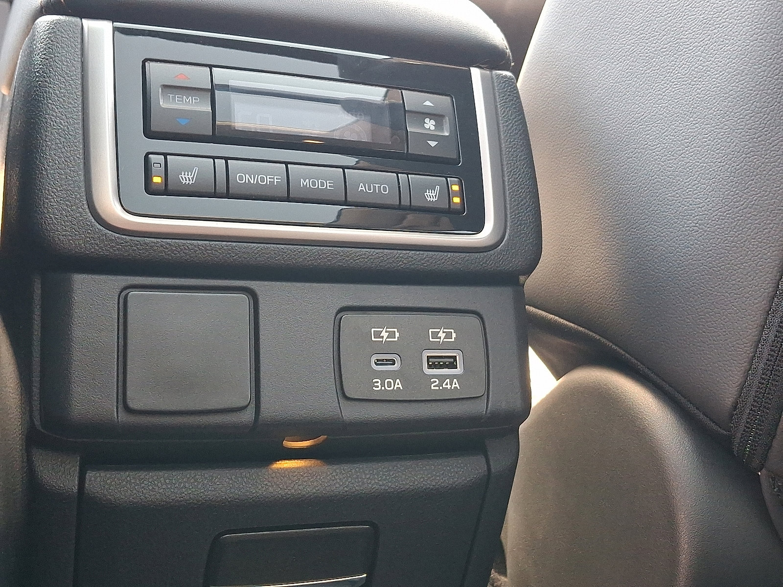 Certified 2025 Subaru Ascent Bronze Edition image 42