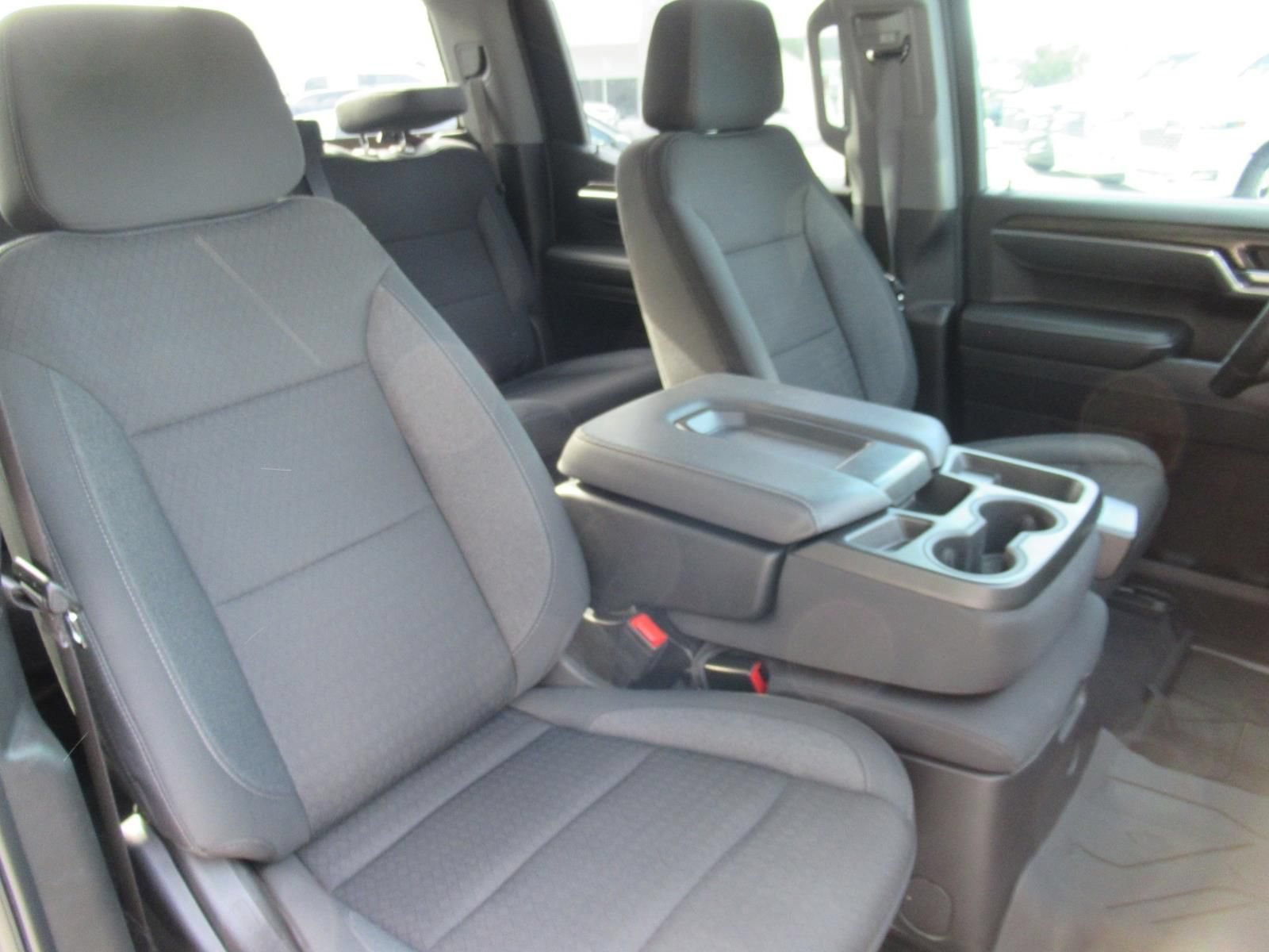 Used 2023 Chevrolet Silverado 1500 RST AWD/4WD image 9