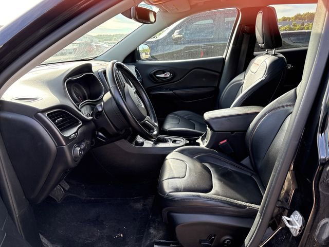 Used 2021 Jeep Cherokee Trailhawk AWD/4WD image 7