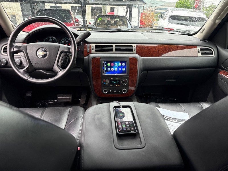 Used 2010 Chevrolet Tahoe LT w/ Regional Value Package AWD/4WD image 21