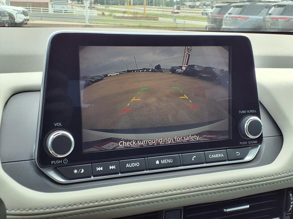 Certified 2022 Nissan Rogue SV image 5