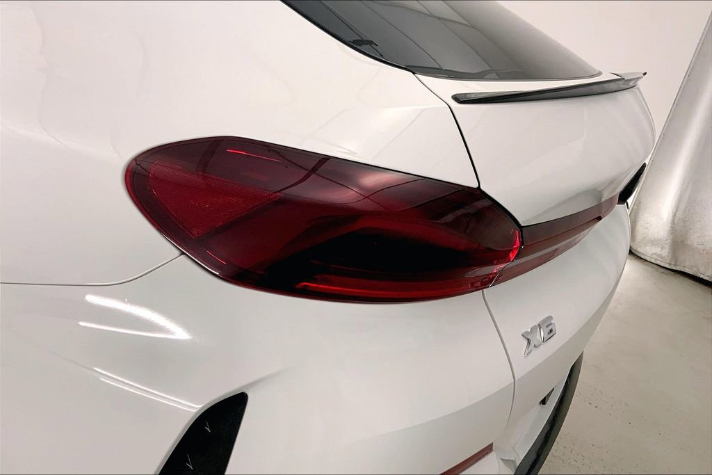 Certified 2025 BMW X6 M60i AWD/4WD image 28
