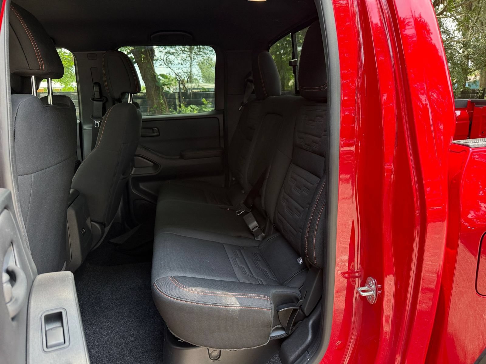 Used 2026 Nissan Frontier PRO-4X AWD/4WD image 35