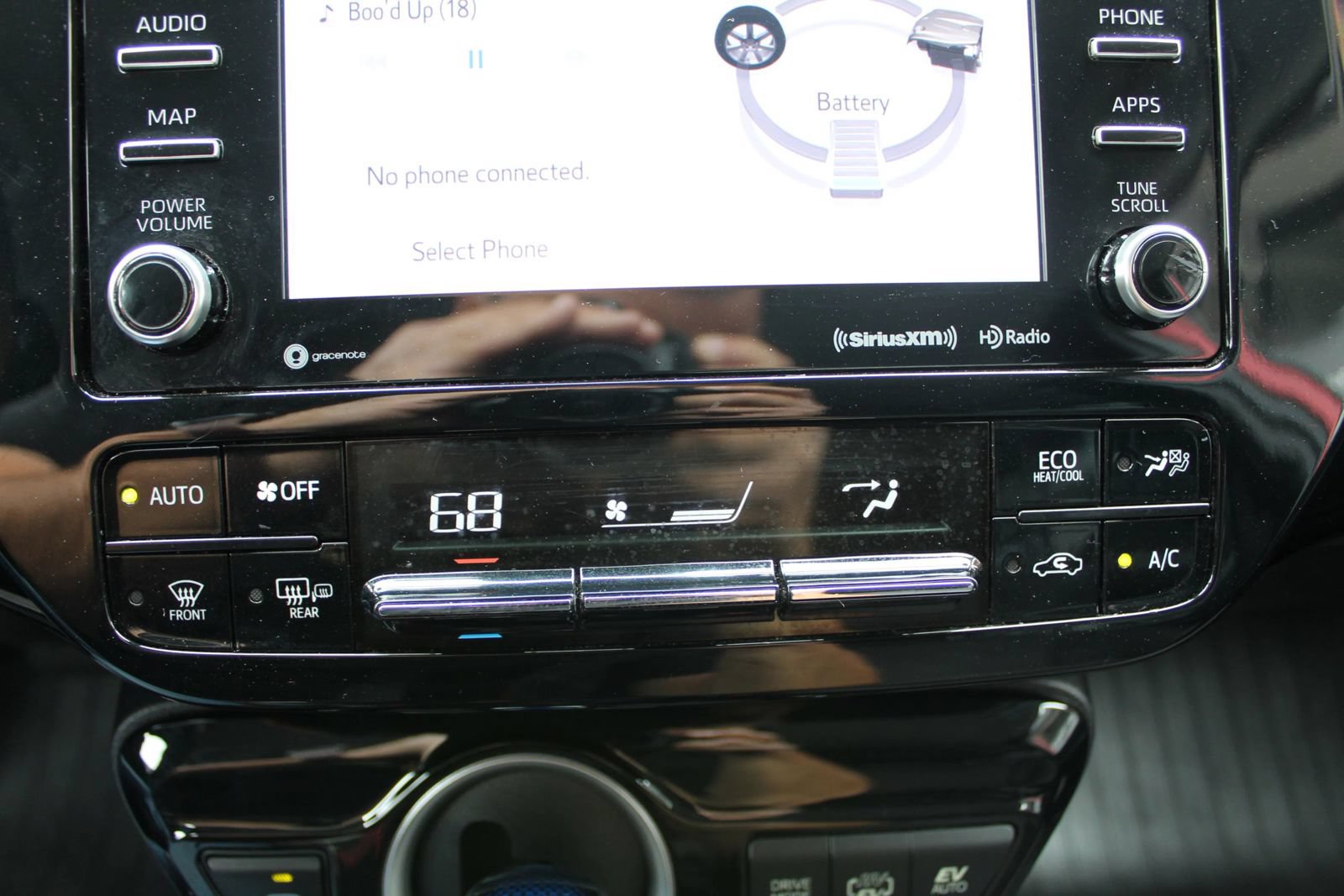 Used 2020 Toyota Prius Prime LE FWD image 21