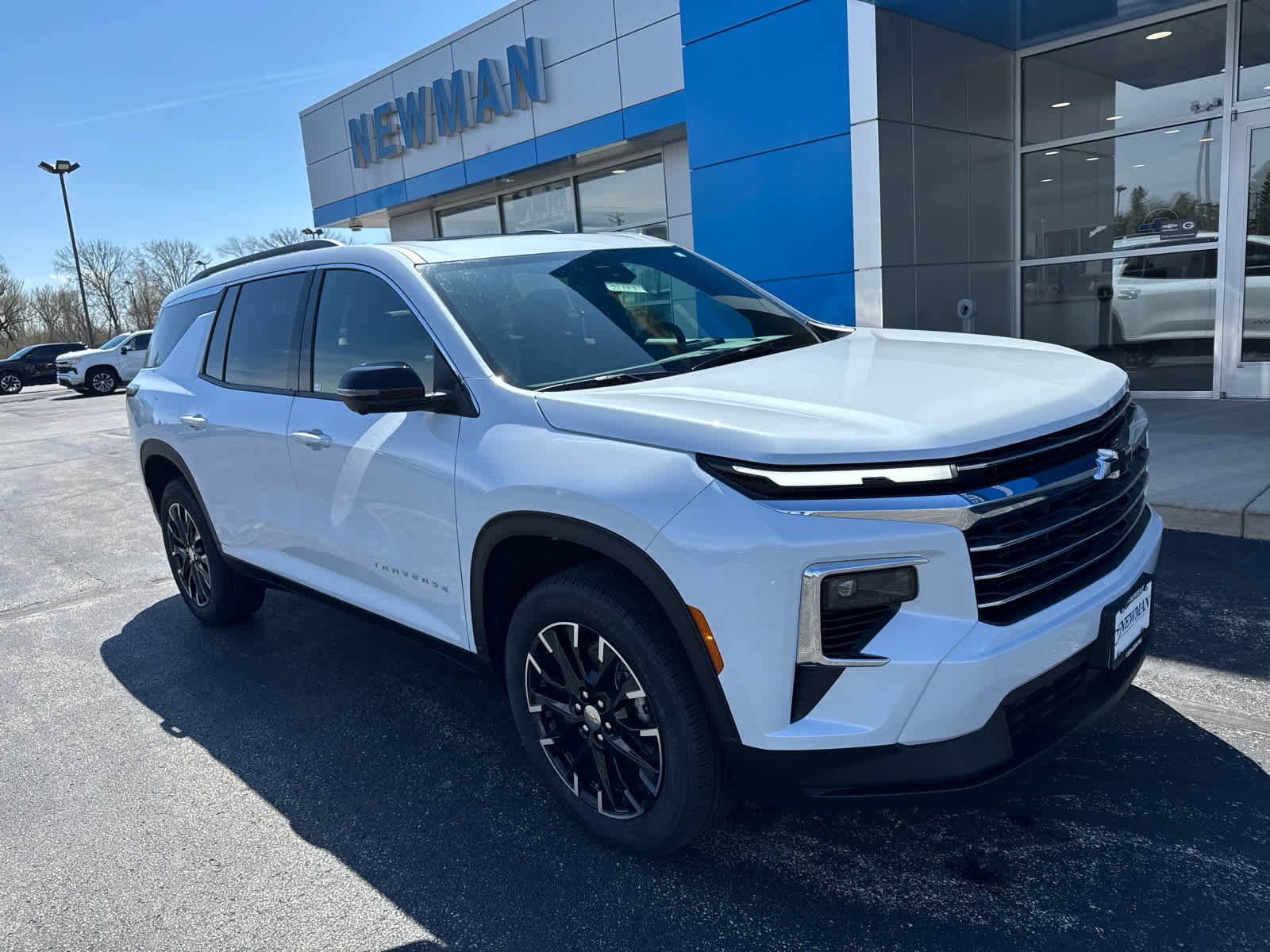 New 2026 Chevrolet Traverse LT w/ Sun and Wheel Package AWD/4WD image 1