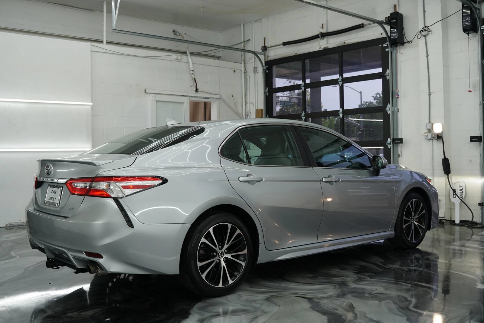 Used 2020 Toyota Camry SE FWD image 7