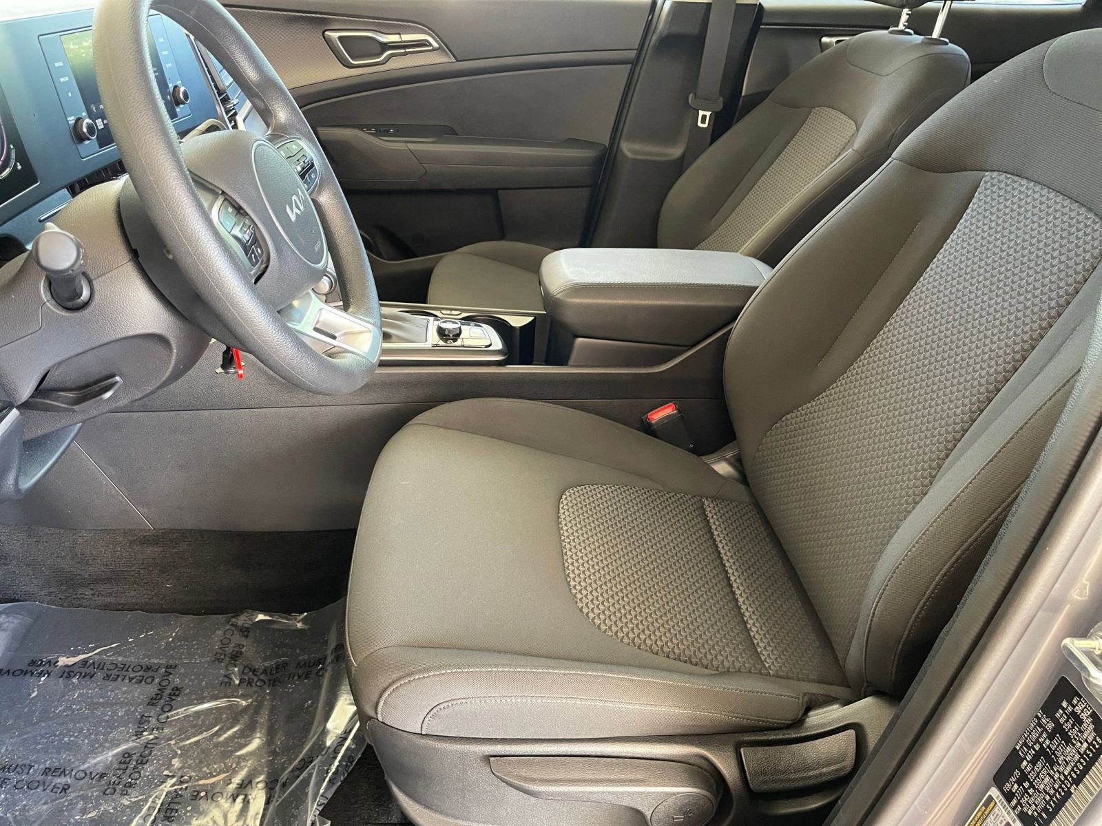 Used 2025 Kia Sportage LX image 27