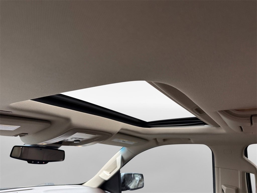 Used 2017 Chevrolet Tahoe Premier image 23