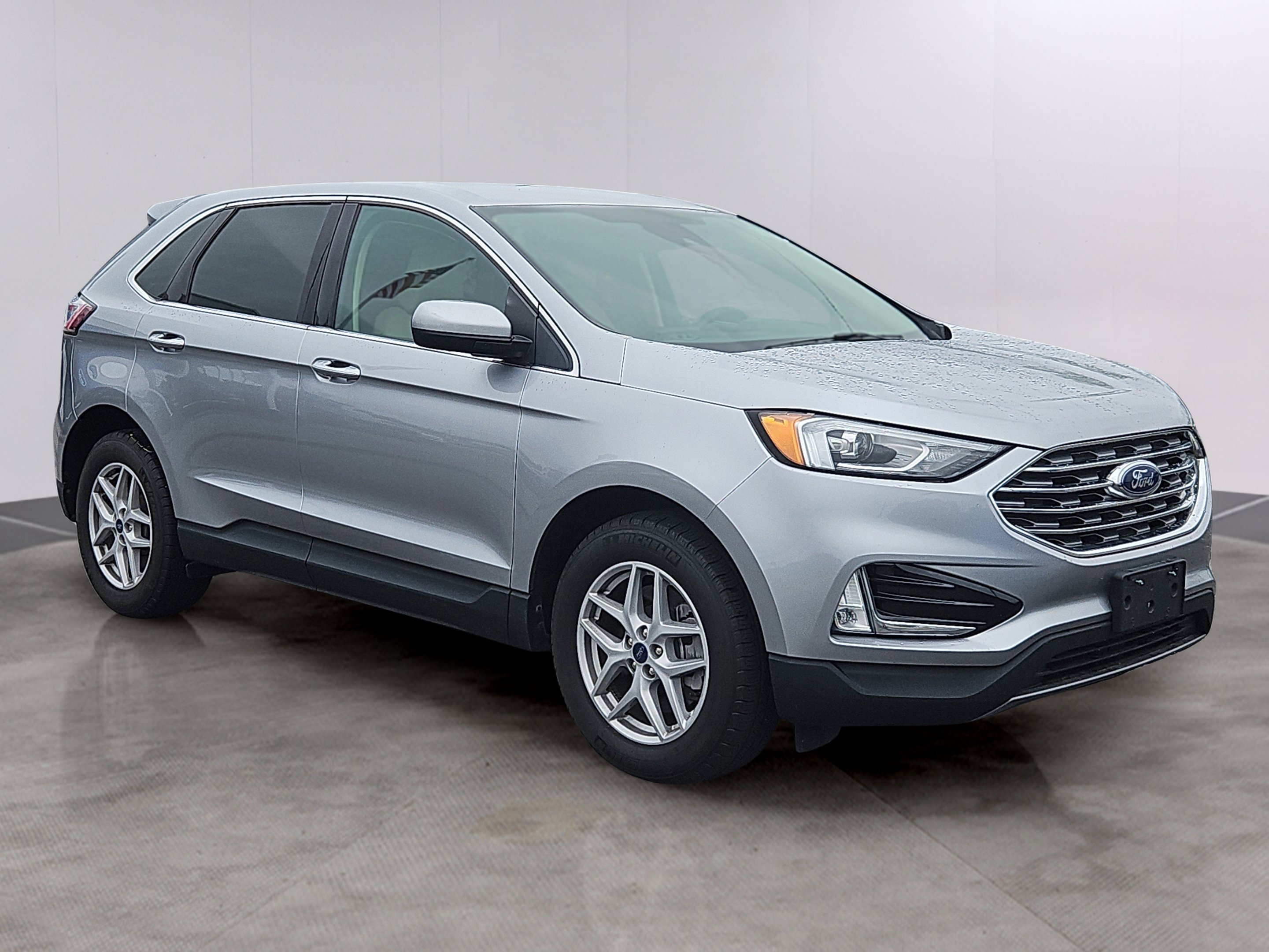 Used 2021 Ford Edge SEL