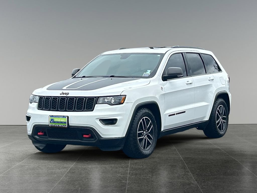 Used 2018 Jeep Grand Cherokee Trailhawk AWD/4WD image 3